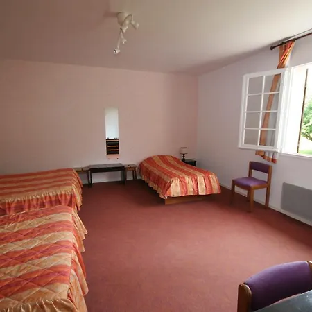 Logis Relais Paris Bale - Restaurant La Mangeoire 3* Montieramey