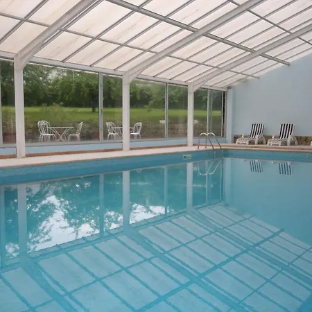 Logis Relais Paris Bale - Restaurant La Mangeoire Szálloda 3*