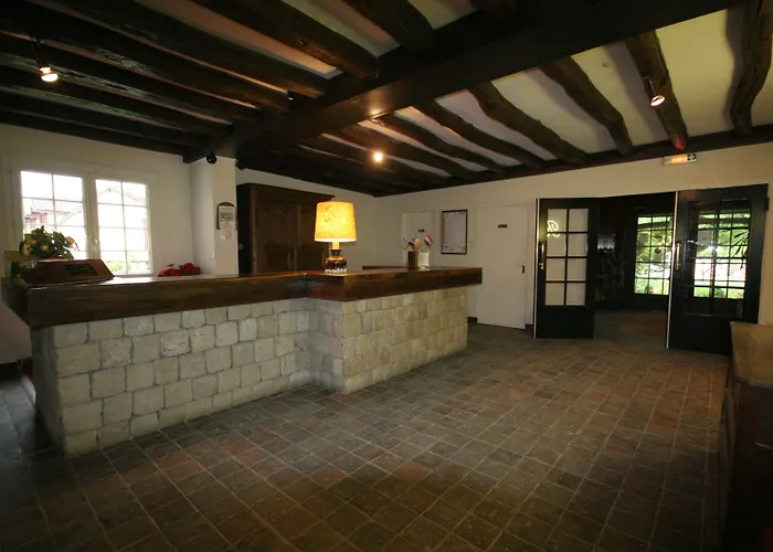 Logis Relais Paris Bale - Restaurant La Mangeoire